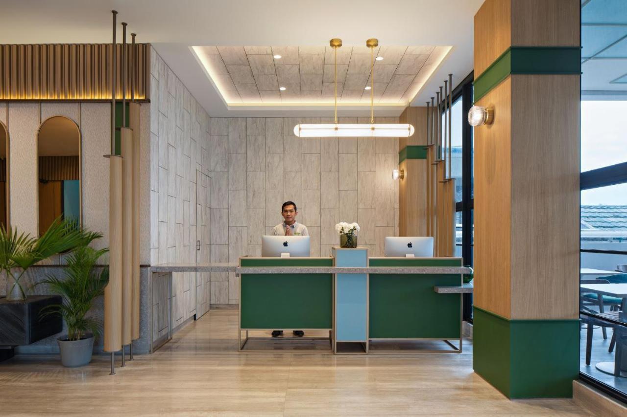Maxonehotels At Kota Harapan Indah-Бекаси Экстерьер фото